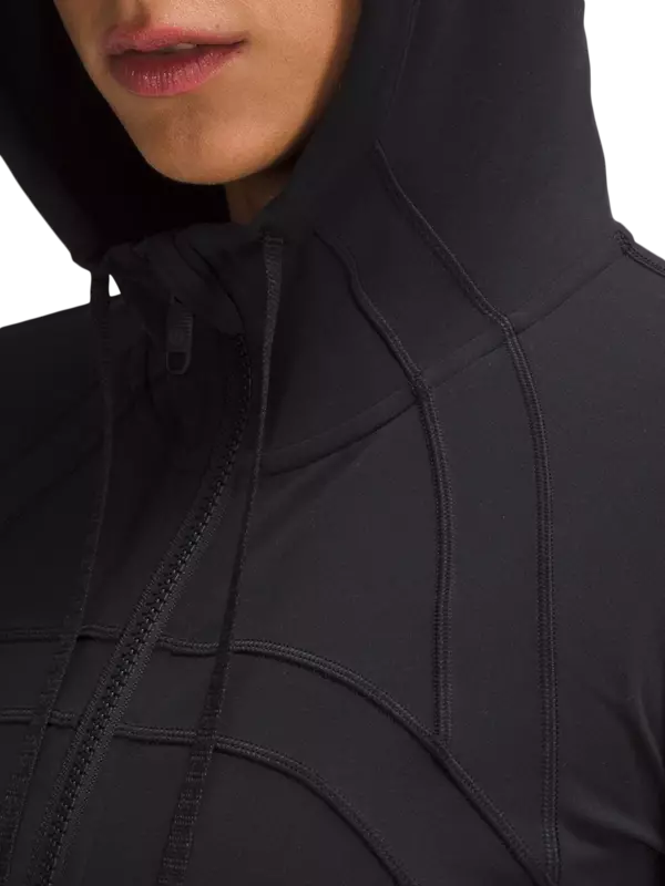 /original/LW3HAWS_0001_LULU_0001_4.png_convert-600x800