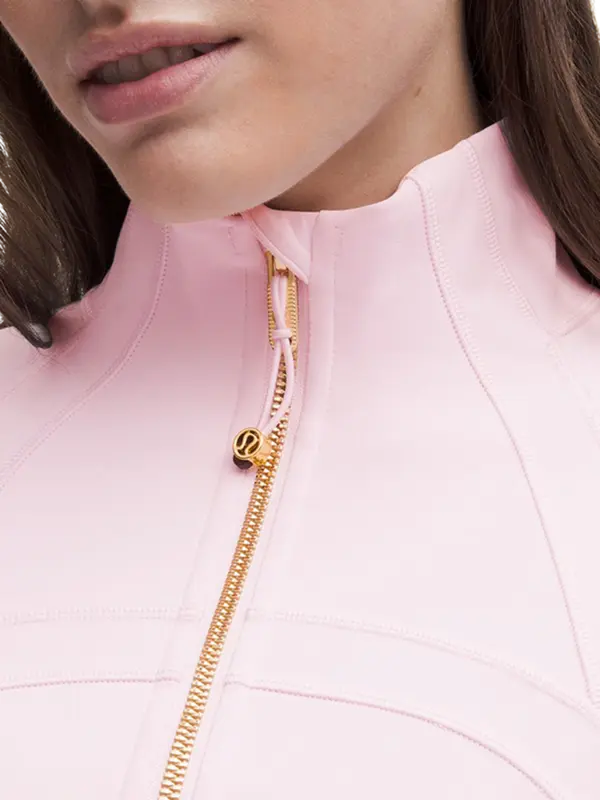 /original/LW3HJFS_071909_LULU_71909_4.png_convert-600x800