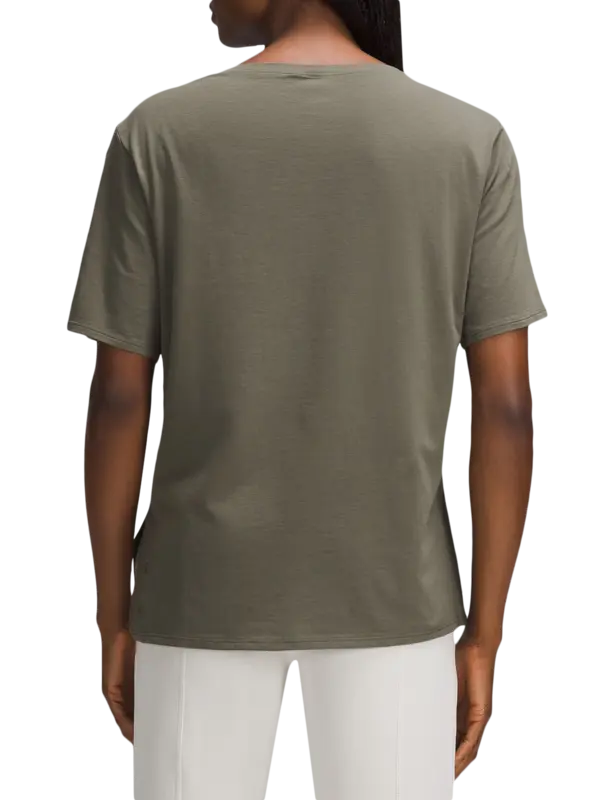 /original/LW3IDWS_045739_LULU_45739_3.png_convert-600x800