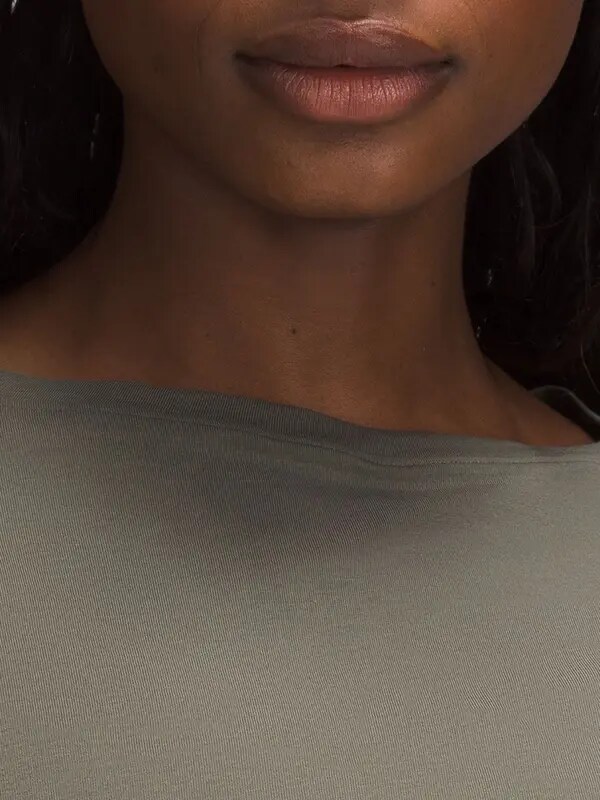 /original/LW3IDWS_045739_LULU_45739_4.png_convert-600x800