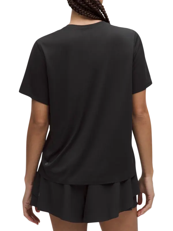 /original/LW3IIYS_0001_LULU_1_3.png_convert-600x800