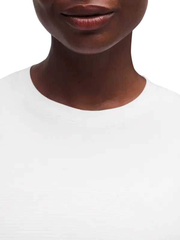 /original/LW3JE8S_012826_LULU_12826_4.png_convert-600x800