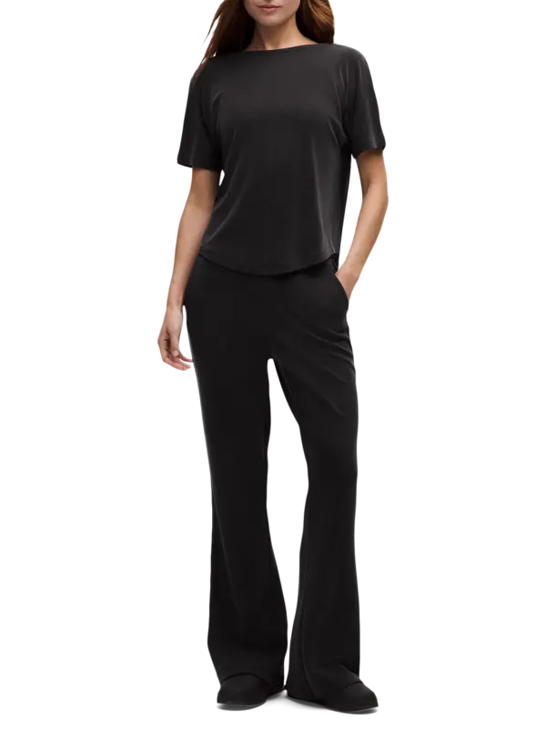 /original/LW3JJFS_0001_LULU_1_2.png_convert-600x800