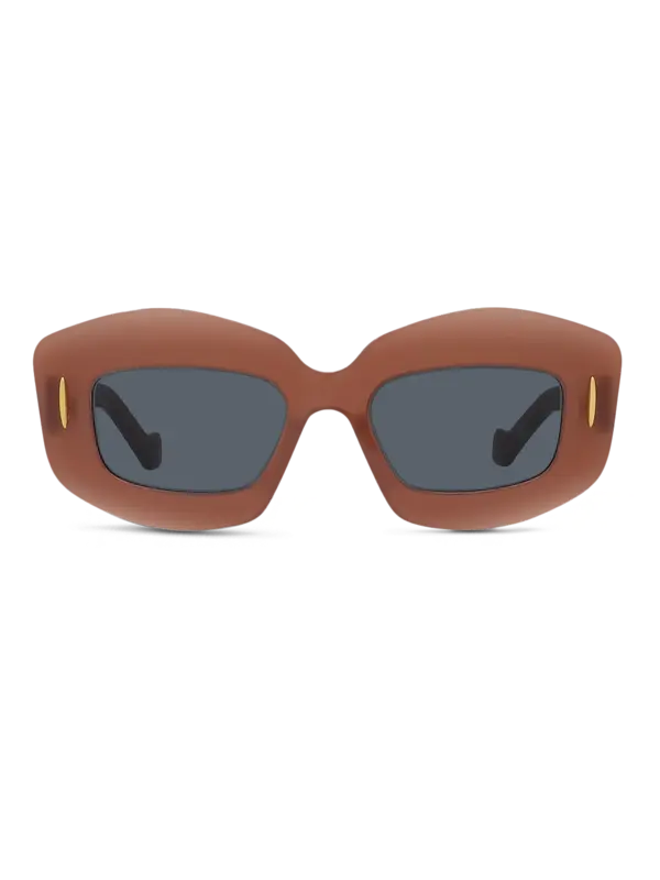 /original/LW40114I_LOEW_Shiny Red_1.png_convert-600x800
