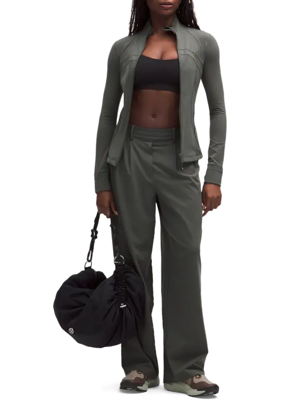 /original/LW4CD5S_035487_LULU_35487_2.png_convert-600x800