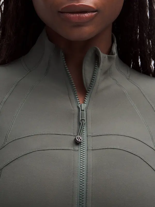 /original/LW4CD5S_035487_LULU_35487_4.png_convert-600x800