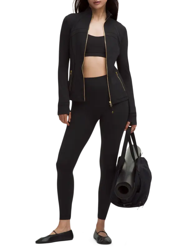 /original/LW4CD5S_071917_LULU_71917_2.png_convert-600x800