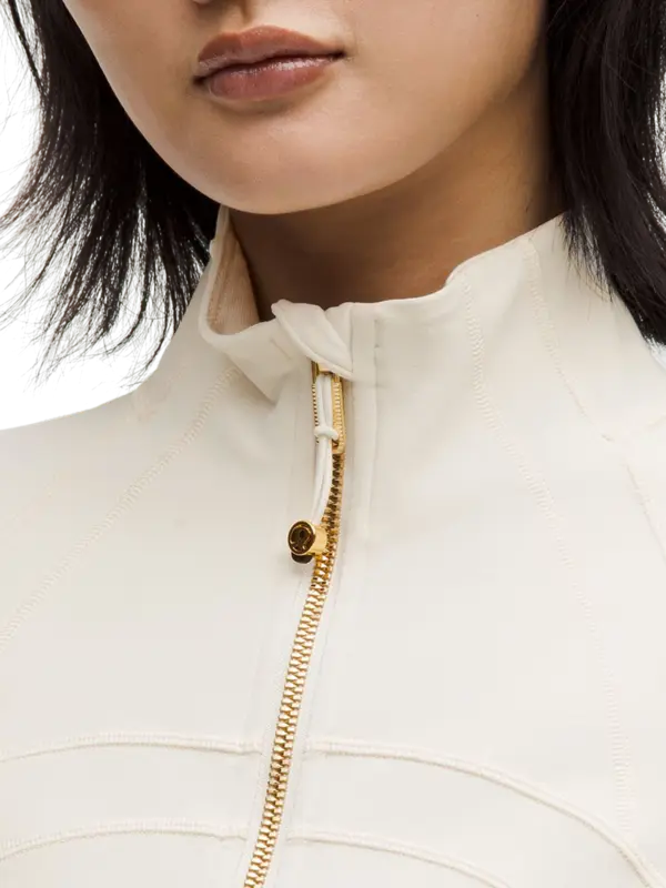 /original/LW4CFOS_071906_LULU_71906_4.png_convert-600x800