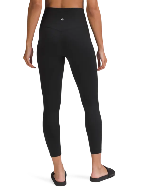 /original/LW5CTAS_0001_LULU_1_3.png_convert-600x800