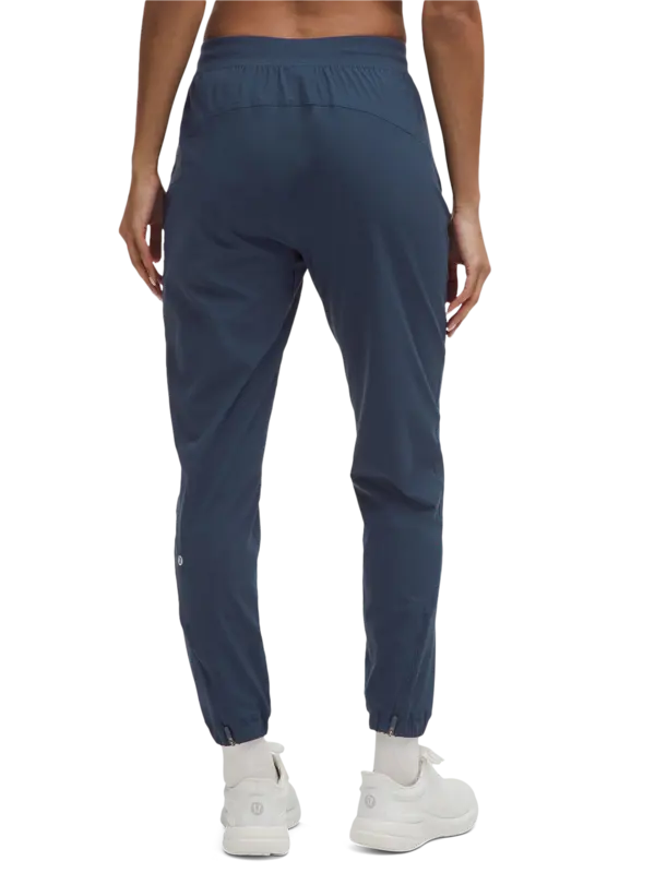 /original/LW5CVMS_068578_LULU_68578_3.png_convert-600x800