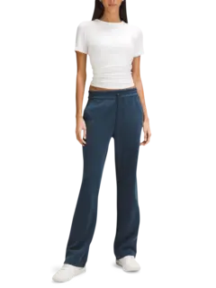 بنطال بخصر مرتفع من قماش Softstreme