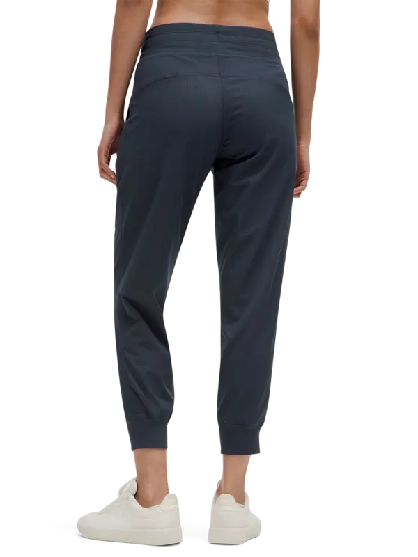 /original/LW5ENLS_031382_LULU_31382_3.png_convert-600x800