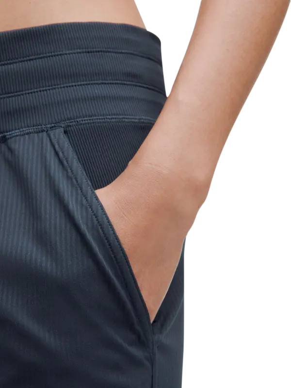 /original/LW5ENLS_031382_LULU_31382_4.png_convert-600x800