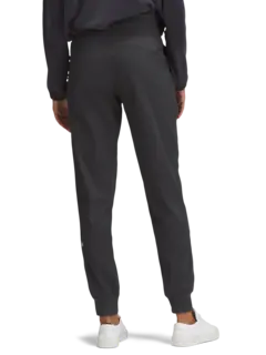 /original/LW5ENMS_030210_LULU_30210_3.png_convert-240x320