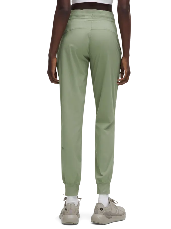 /original/LW5ENMS_038452_LULU_38452_3.png_convert-600x800