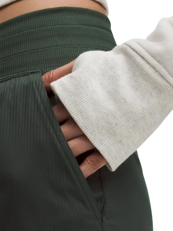 /original/LW5ENMS_049106_LULU_49106_5.png_convert-600x800