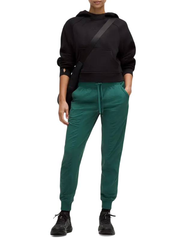 /original/LW5ENMS_063407_LULU_63407_2.png_convert-600x800