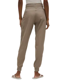 /original/LW5ENMS_070108_LULU_70108_3.png_convert-240x320