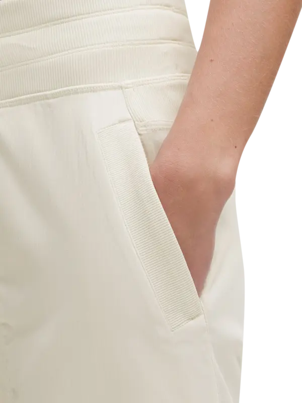 /original/LW5ENNR_033454_LULU_33454_5.png_convert-600x800