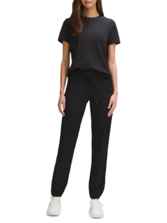 /original/LW5ENOR_0001_LULU_1_2.png_convert-240x320