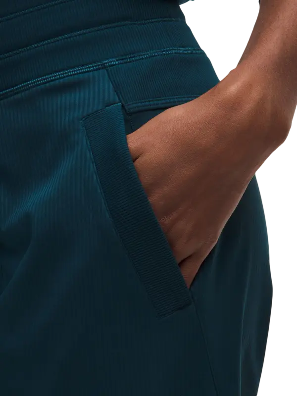 /original/LW5ENOR_028022_LULU_28022_5.png_convert-600x800