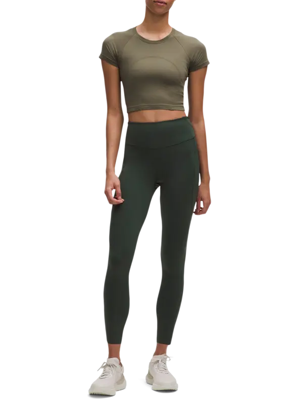 /original/LW5FARS_049106_LULU_49106_2.png_convert-600x800