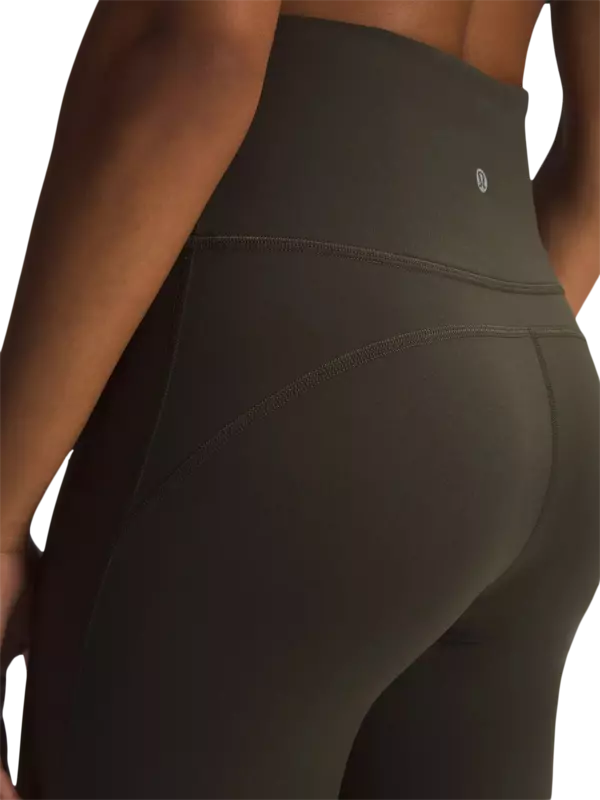 /original/LW5FG2S_026083_LULU_26083_4.png_convert-600x800