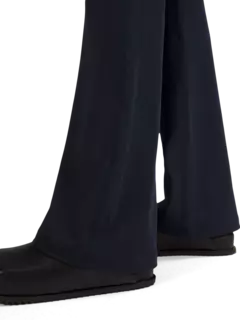 بنطال جروف من قماش نولو بقصة ضيقة من الأعلى وواسعة من الأسفل بخصر مرتفع للغاية