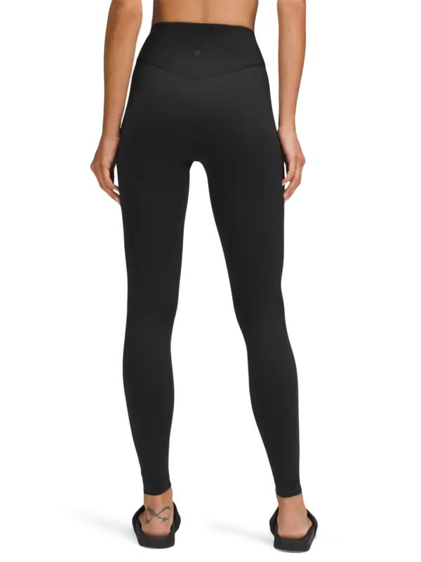 /original/LW5FUAS_0001_LULU_1_3.png_convert-600x800