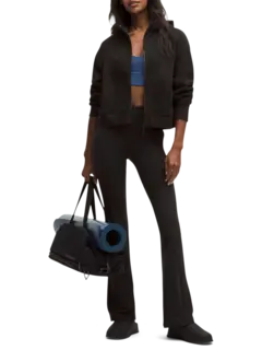 /original/LW5FXIS_0001_LULU_1_2.png_convert-240x320