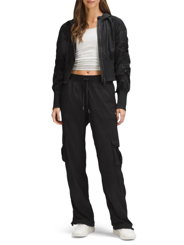 /original/LW5GILS_0001_LULU_1_2.png_convert-600x800