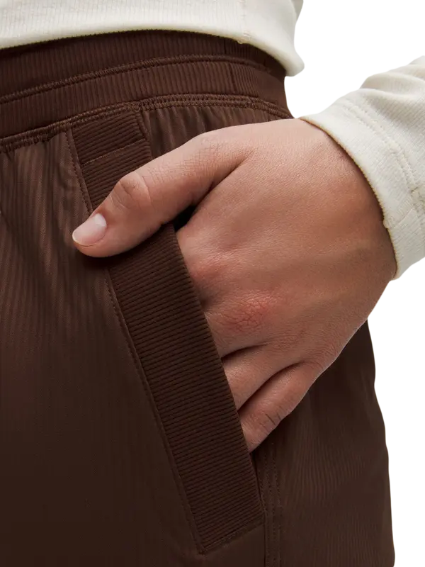 /original/LW5GILS_069026_LULU_69026_5.png_convert-600x800