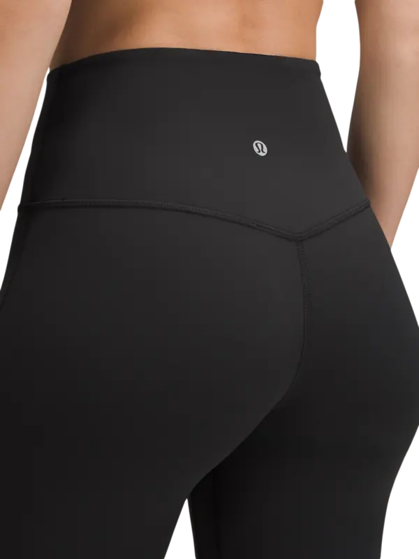 /original/LW5GIQS_0001_LULU_1_4.png_convert-600x800