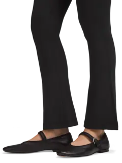 /original/LW5GIQS_0001_LULU_1_5.png_convert-240x320