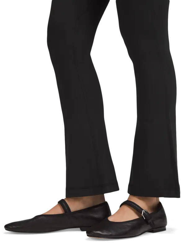 /original/LW5GIQS_0001_LULU_1_5.png_convert-600x800