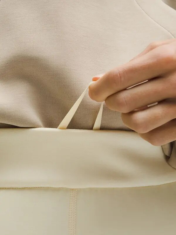 /original/LW5GJUS_046927_LULU_46927_4.png_convert-600x800