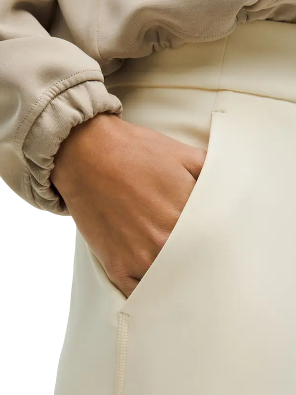 /original/LW5GJUS_046927_LULU_46927_5.png_convert-600x800