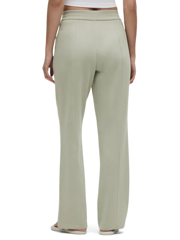 /original/LW5GJUS_070144_LULU_70144_3.png_convert-600x800