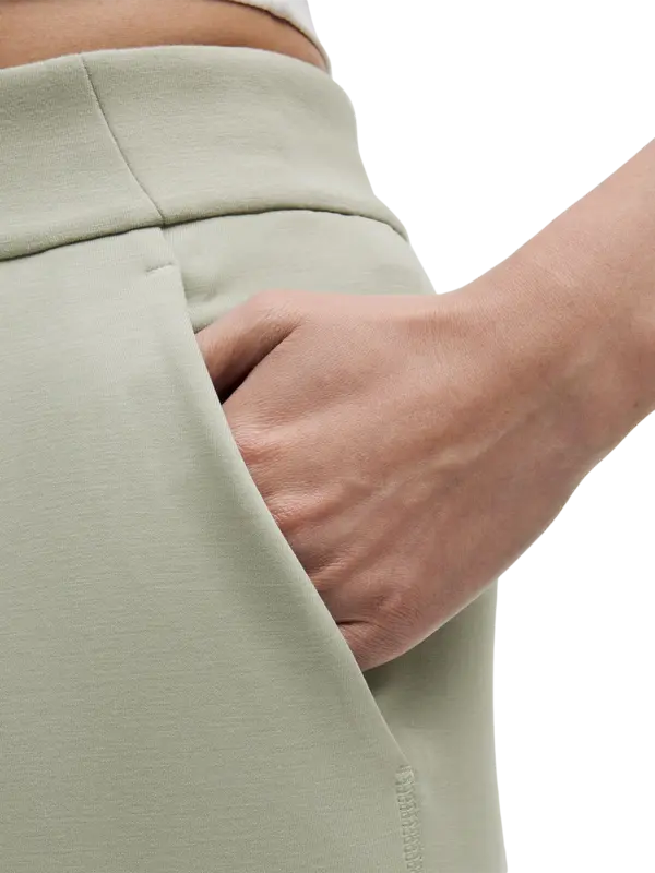 /original/LW5GJUS_070144_LULU_70144_5.png_convert-600x800