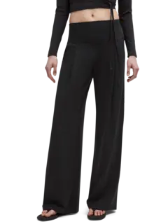 /original/LW5GRES_0001_LULU_1_1.png_convert-240x320