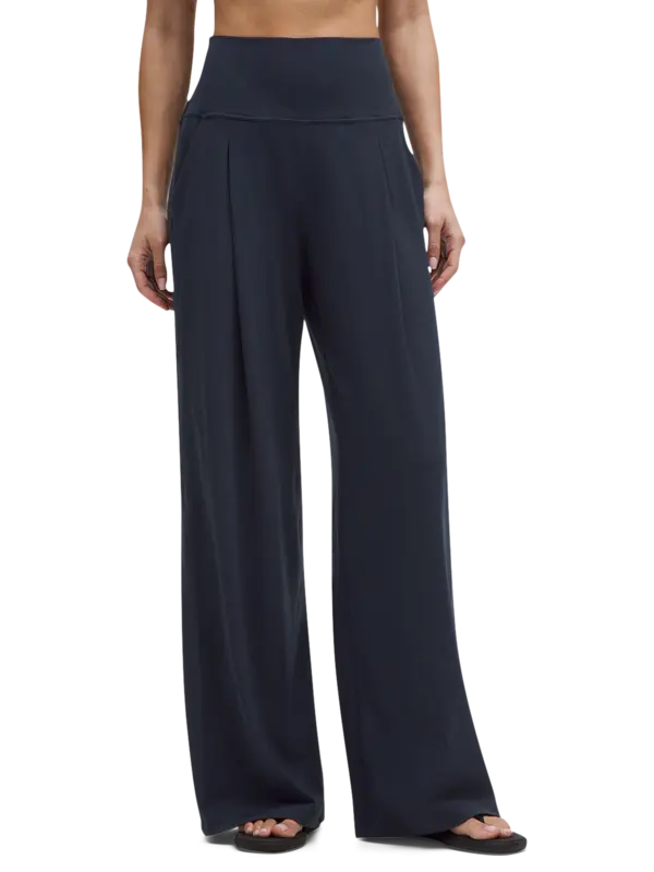 /original/LW5GRES_031382_LULU_31382_1.png_convert-600x800