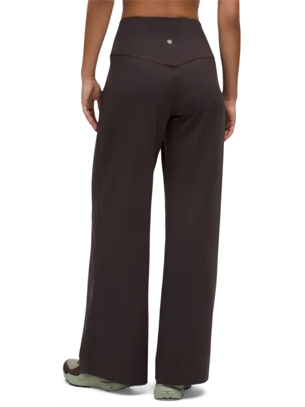 /original/LW5GRES_041179_LULU_41179_3.png_convert-600x800