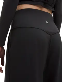 /original/LW5GRFR_0001_LULU_1_5.png_convert-240x320