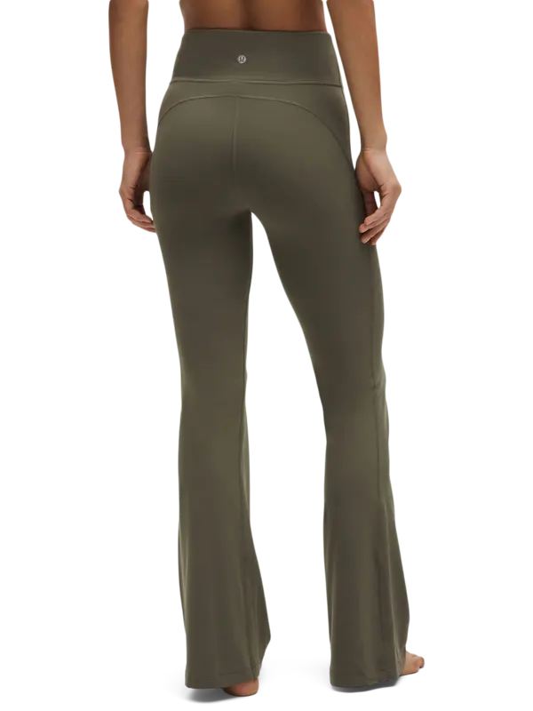 /original/LW5HAOR_045739_LULU_45739_3.png_convert-600x800