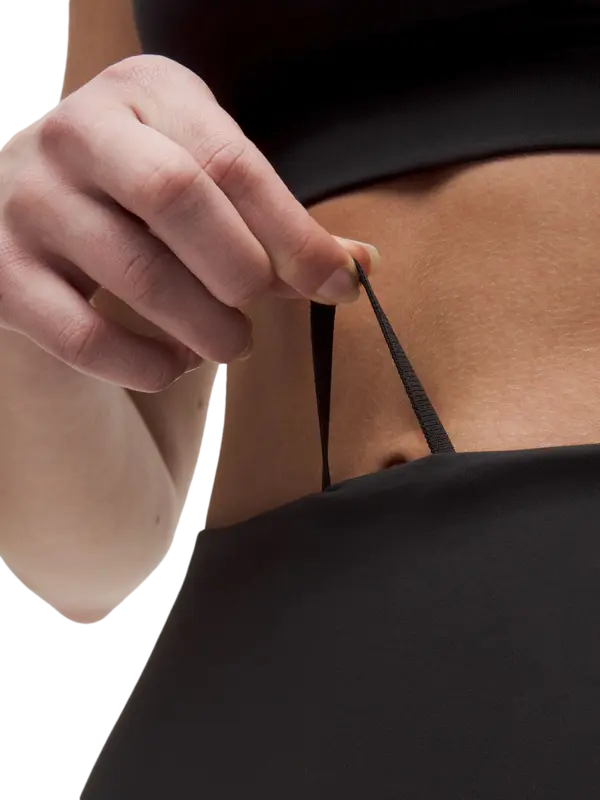 /original/LW5HBOS_0001_LULU_1_4.png_convert-600x800