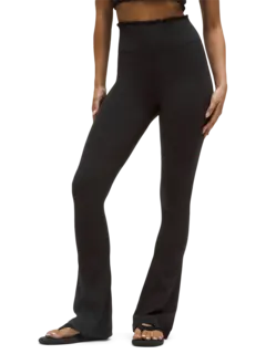 /original/LW5HEBS_0001_LULU_1_1.png_convert-240x320