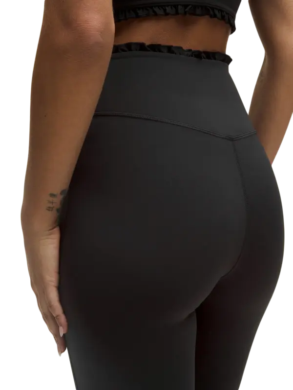 /original/LW5HEBS_0001_LULU_1_5.png_convert-600x800