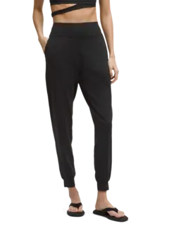 /original/LW5HGFR_0001_LULU_1_1.png_convert-240x320