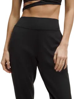 /original/LW5HGFR_0001_LULU_1_5.png_convert-240x320