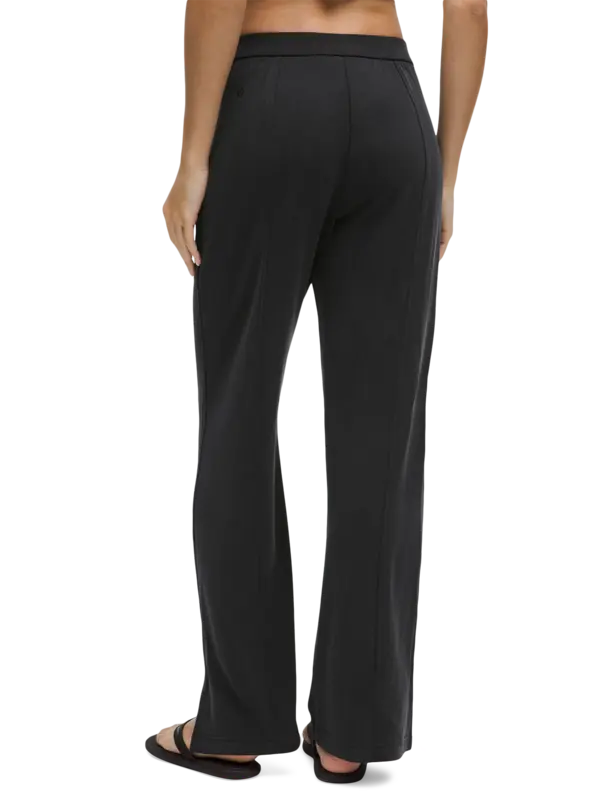 /original/LW5HHPS_0001_LULU_1_3.png_convert-600x800